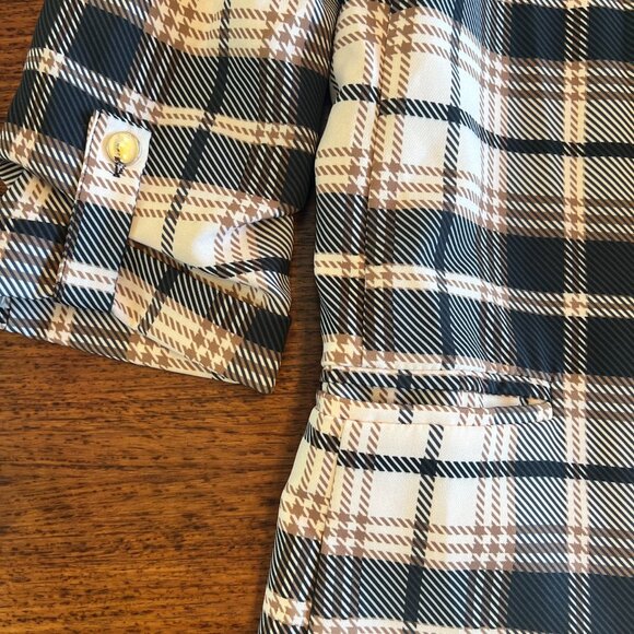 Woman's Plaid Blazer - Picture 3 of 7